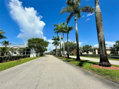 1044 S Independence Drive Homestead FL 33034