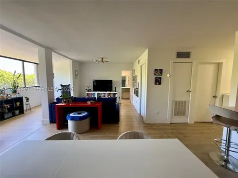 2950 SW 3rd Avenue Miami FL 33129