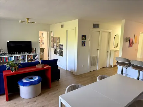 2950 SW 3rd Avenue Miami FL 33129