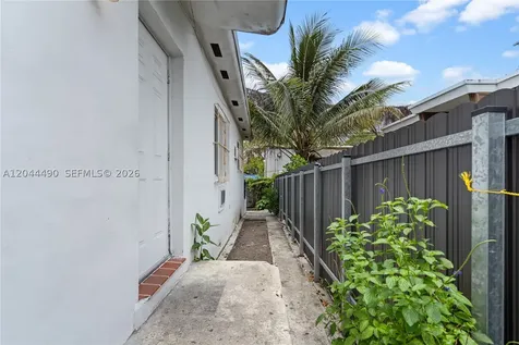 370 NE 55th Street Miami FL 33137