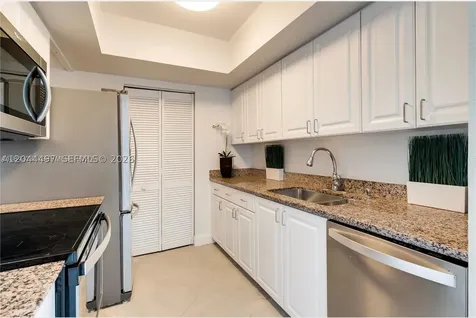 90 Alton Road Miami Beach FL 33139