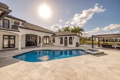 3910 SW 186th Terrace Miramar FL 33029