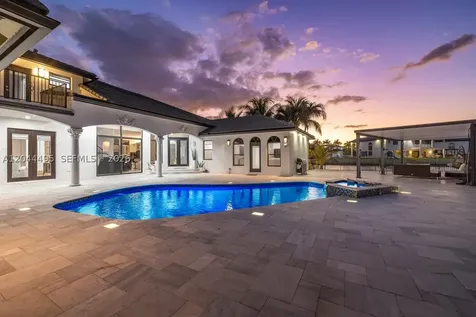 3910 SW 186th Terrace Miramar FL 33029