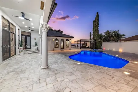 3910 SW 186th Terrace Miramar FL 33029