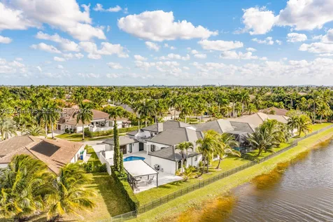 3910 SW 186th Terrace Miramar FL 33029