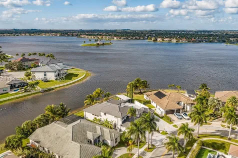 3910 SW 186th Terrace Miramar FL 33029