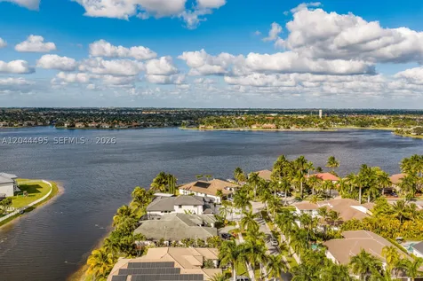 3910 SW 186th Terrace Miramar FL 33029