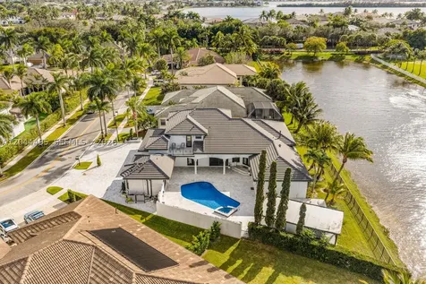 3910 SW 186th Terrace Miramar FL 33029