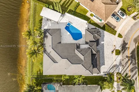 3910 SW 186th Terrace Miramar FL 33029