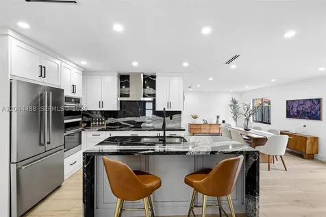 6816 SW 89th Court Miami FL 33173
