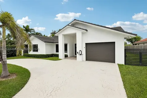 6816 SW 89th Court Miami FL 33173