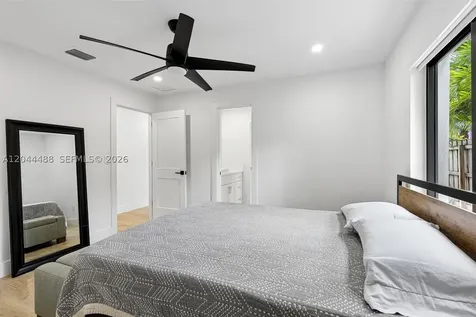 6816 SW 89th Court Miami FL 33173