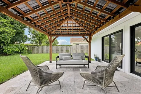 6816 SW 89th Court Miami FL 33173
