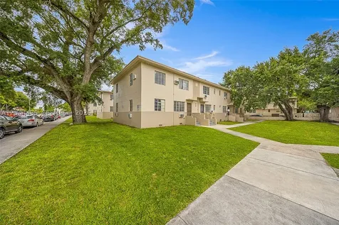 931 SW 3rd Street Miami FL 33130