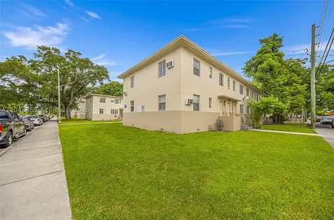 931 SW 3rd Street Miami FL 33130