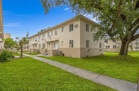 931 SW 3rd Street Miami FL 33130