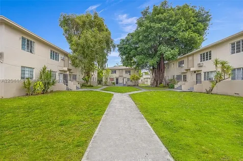 931 SW 3rd Street Miami FL 33130