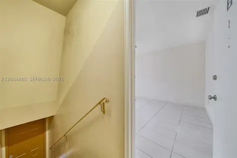 931 SW 3rd Street Miami FL 33130