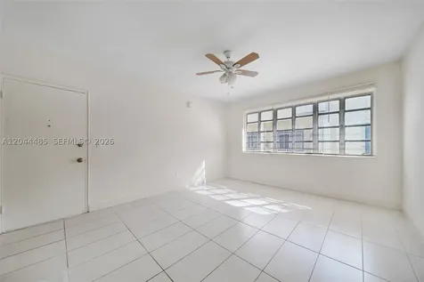 931 SW 3rd Street Miami FL 33130