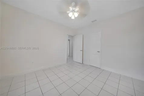 931 SW 3rd Street Miami FL 33130