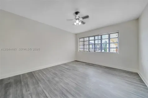 931 SW 3rd Street Miami FL 33130