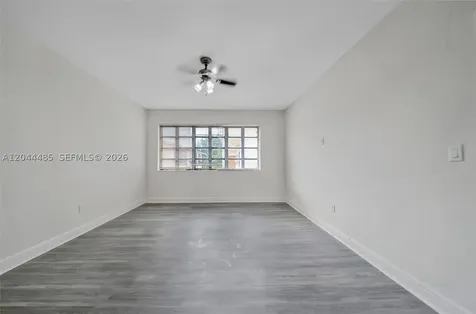 931 SW 3rd Street Miami FL 33130