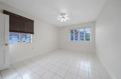 931 SW 3rd Street Miami FL 33130