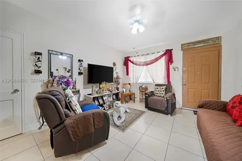 931 SW 3rd Street Miami FL 33130
