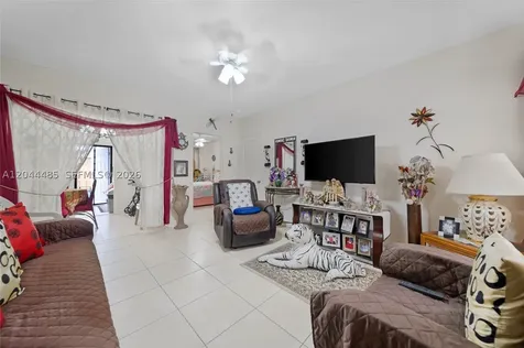 931 SW 3rd Street Miami FL 33130