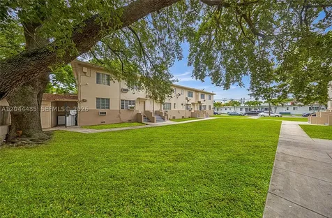 931 SW 3rd Street Miami FL 33130