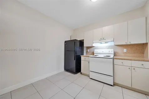931 SW 3rd Street Miami FL 33130