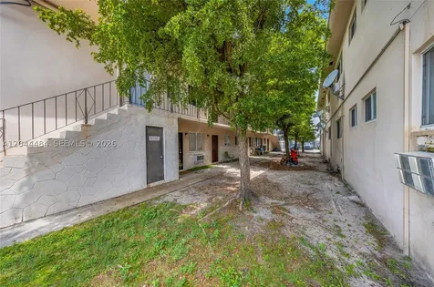 731 SW 5th Street Miami FL 33130