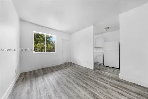 731 SW 5th Street Miami FL 33130