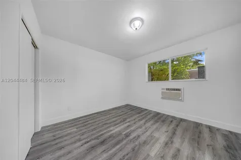 731 SW 5th Street Miami FL 33130