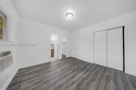 731 SW 5th Street Miami FL 33130