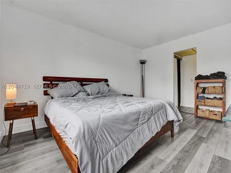 200 Diplomat Parkway Hallandale Beach FL 33009