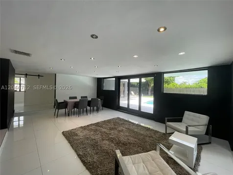 2115 Alamanda Drive North Miami FL 33181
