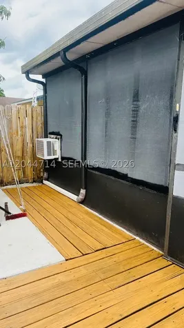 7394 NW 34th Street Lauderhill FL 33319