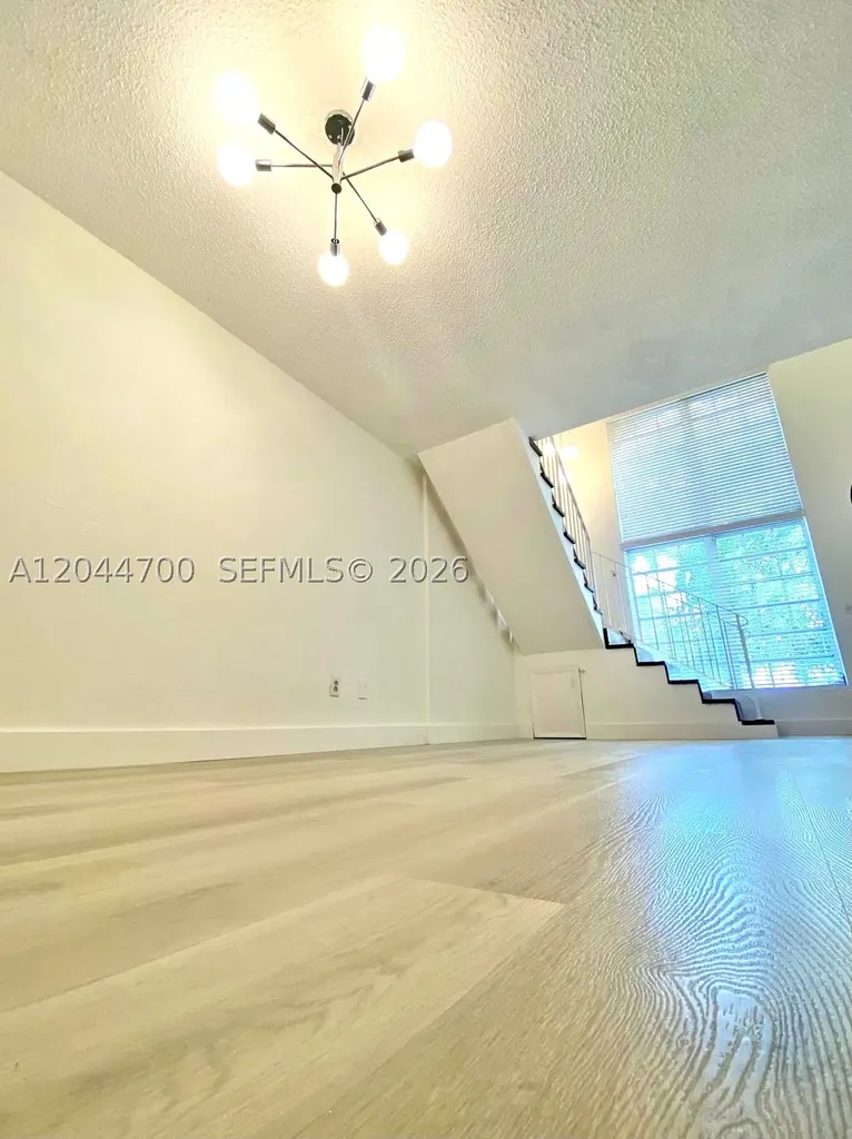 10901 N Kendall Drive Miami FL 33176