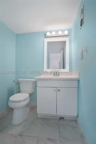 6900 Bay Drive Miami Beach FL 33141