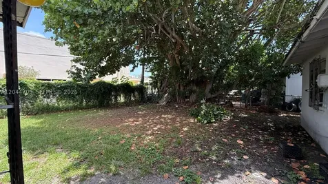 1525 NW 18th Court Fort Lauderdale FL 33311