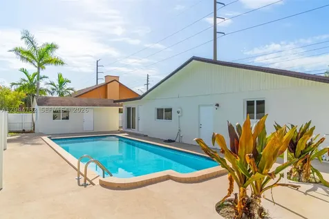 7125 SW 93rd Court Miami FL 33173
