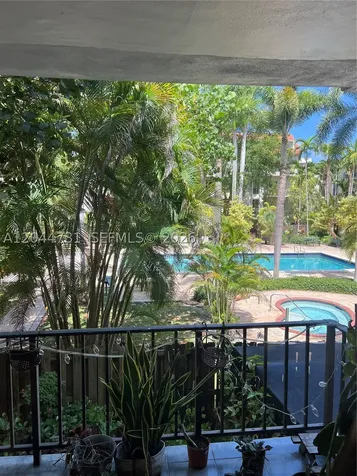 6900 N Kendall Drive Pinecrest FL 33156