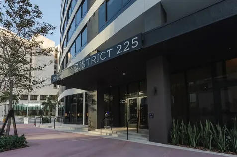 225 N Miami Avenue Miami FL 33128