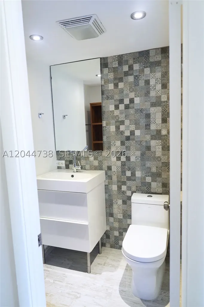 3000 N Ocean Boulevard Fort Lauderdale FL 33308