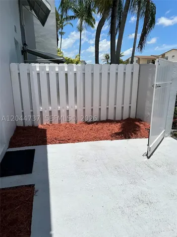 3745 SW 59th Avenue Davie FL 33314