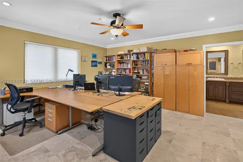 6255 SW 120th Street Pinecrest FL 33156
