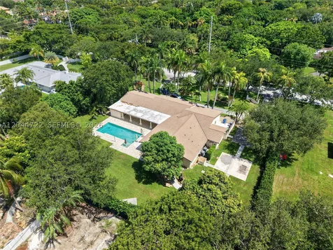 6255 SW 120th Street Pinecrest FL 33156