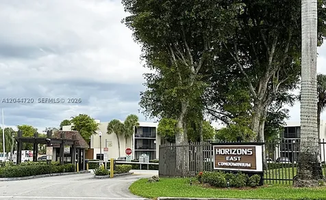 8065 SW 107th Avenue Miami FL 33173
