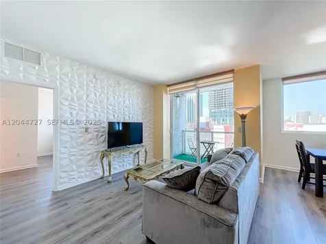 244 Biscayne Boulevard Miami FL 33132